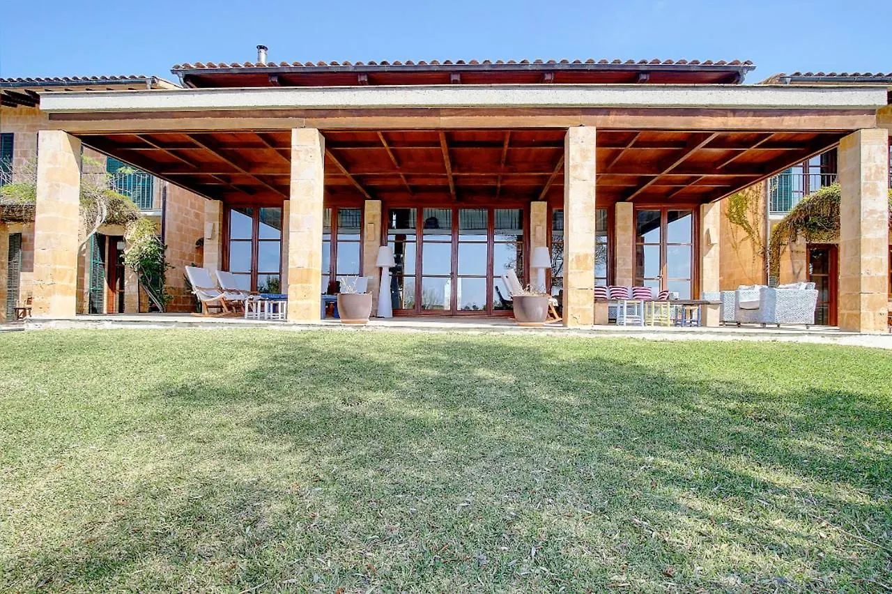 Quality Villa Es Trenc Сес-Салинес